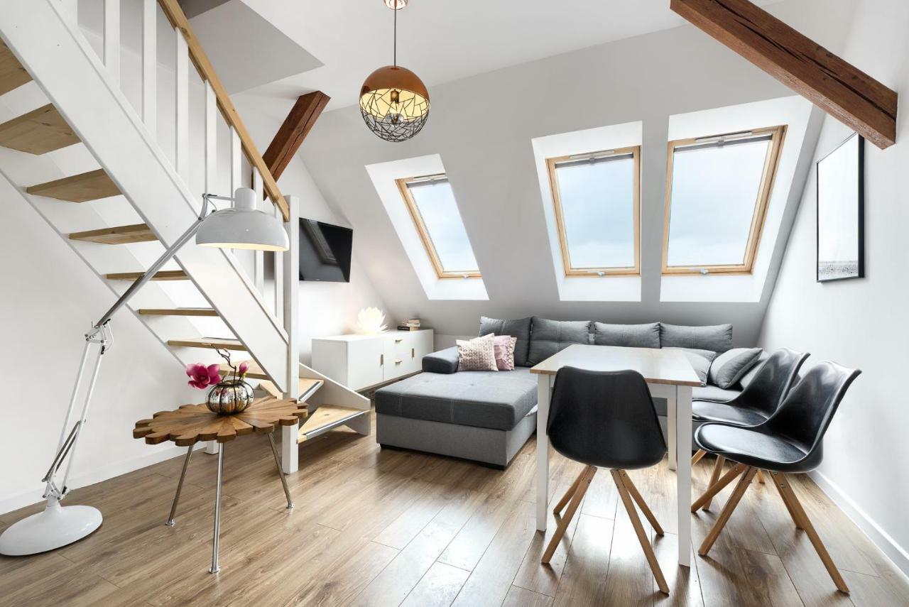 Apartment 333 - No.1 *